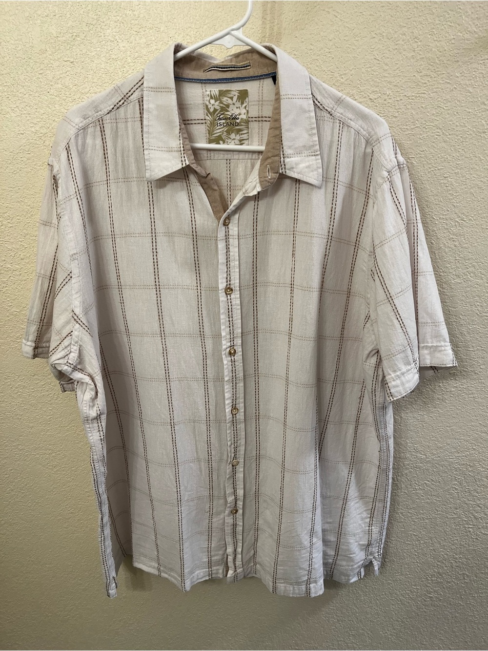 Tasso Elba Cream and Brown Plaid Short Sleeve Button-Up Shirt (Size XXL)